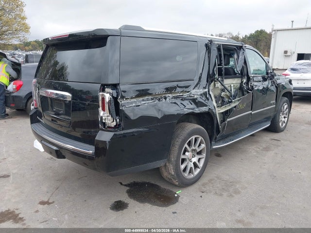 Продажа на аукционе авто 2019 Gmc Yukon Xl Denali, vin: 1GKS2HKJ2KR146927, номер лота: 44999534