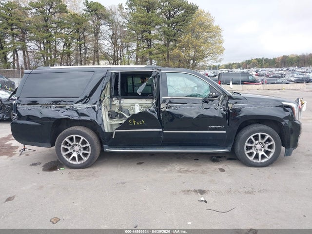 Продажа на аукционе авто 2019 Gmc Yukon Xl Denali, vin: 1GKS2HKJ2KR146927, номер лота: 44999534
