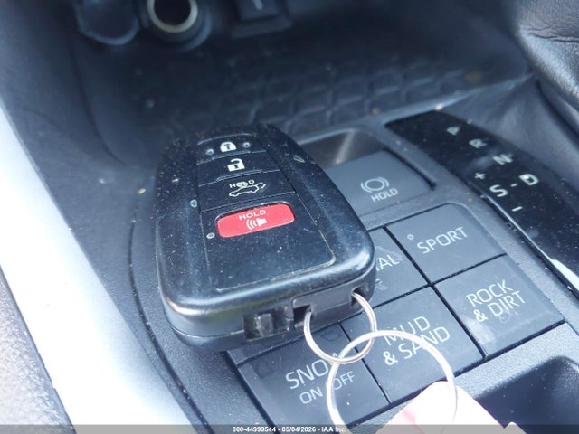 2020 Toyota Rav4 Xle მანქანა იყიდება აუქციონზე, vin: 2T3P1RFV6LW126544, აუქციონის ნომერი: 44999544