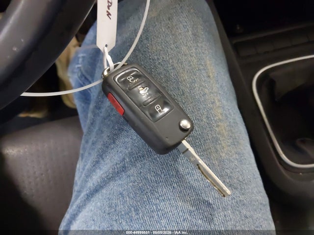44999551 :رقم المزاد ، 3VWBZ7AJ6BM319799 vin ، 2011 Volkswagen Jetta 2.5l Se مزاد بيع