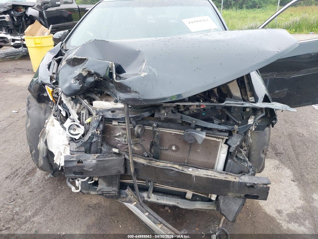44999563 :رقم المزاد ، 4T4BF1FK9CR196721 vin ، 2012 Toyota Camry Le مزاد بيع