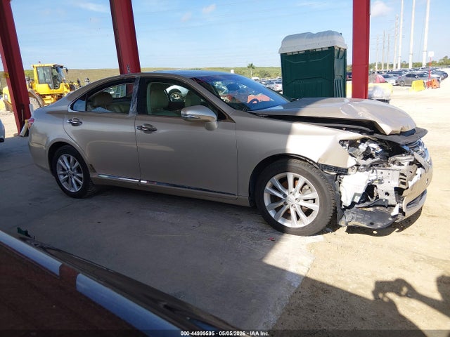 44999595 :رقم المزاد ، JTHBK1EG4A2346328 vin ، 2010 Lexus Es 350 مزاد بيع