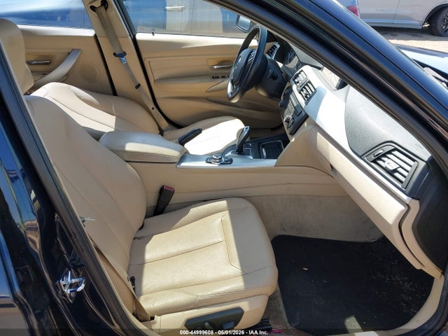 44999608 :رقم المزاد ، WBA3C1C50CF431051 vin ، 2012 Bmw 328i مزاد بيع