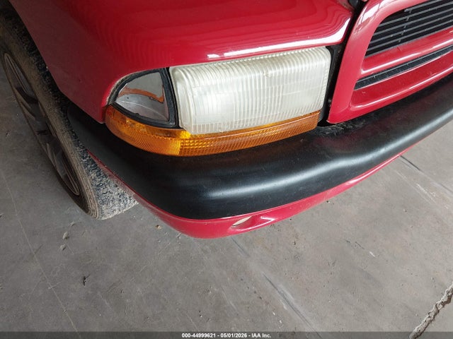 44999621 :رقم المزاد ، 1B7GL22X01S282996 vin ، 2001 Dodge Dakota Slt/sport مزاد بيع