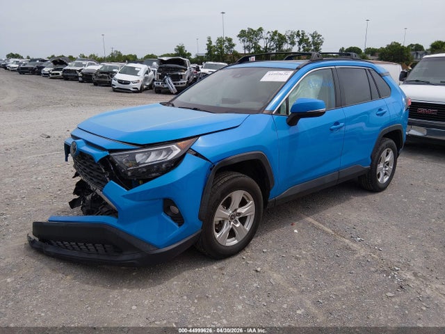 2021 Toyota Rav4 Xle მანქანა იყიდება აუქციონზე, vin: 2T3W1RFV9MW170373, აუქციონის ნომერი: 44999626