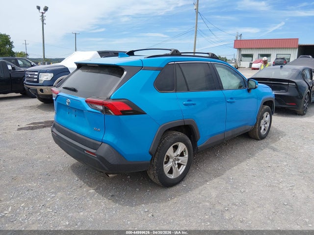 2021 Toyota Rav4 Xle მანქანა იყიდება აუქციონზე, vin: 2T3W1RFV9MW170373, აუქციონის ნომერი: 44999626