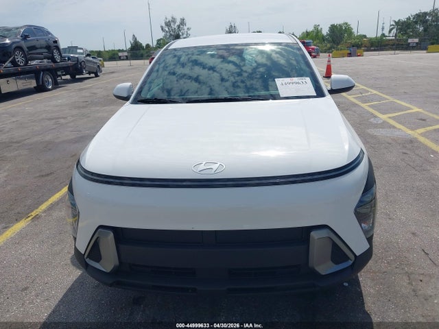 2025 Hyundai Kona Se მანქანა იყიდება აუქციონზე, vin: KM8HA3AB4SU324352, აუქციონის ნომერი: 44999633