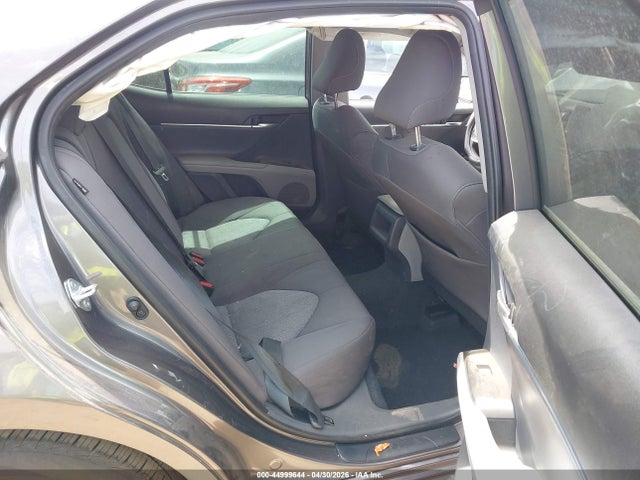 4T1C11AK4NU707307 Toyota CAMRY LE