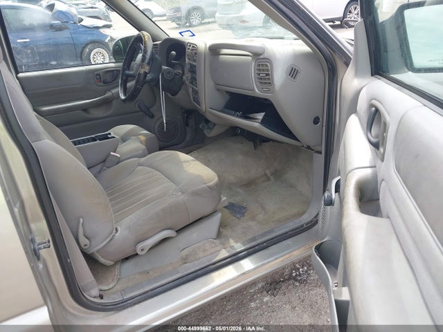 Продажа на аукционе авто 2003 Chevrolet S-10 Ls, vin: 1GCCS14X838128142, номер лота: 44999662