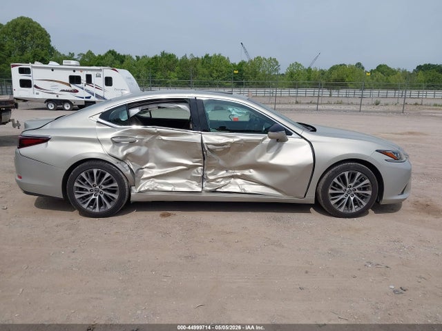 44999714 :رقم المزاد ، 58ADZ1B11MU106706 vin ، 2021 Lexus Es 350 مزاد بيع