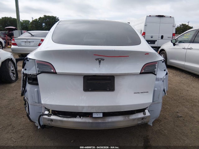 44999720 :رقم المزاد ، 7SAYGDEE4RA219018 vin ، 2024 Tesla Model Y Long Range Dual Motor All-wheel Drive مزاد بيع