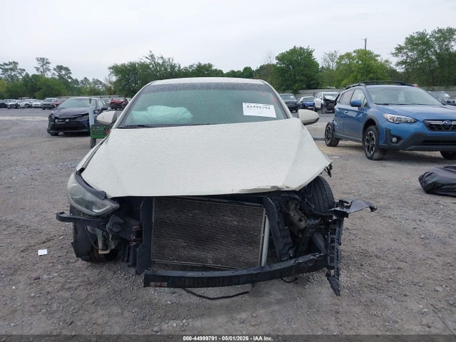 44999791 :رقم المزاد ، 5NPD74LF4HH149188 vin ، 2017 Hyundai Elantra Se مزاد بيع