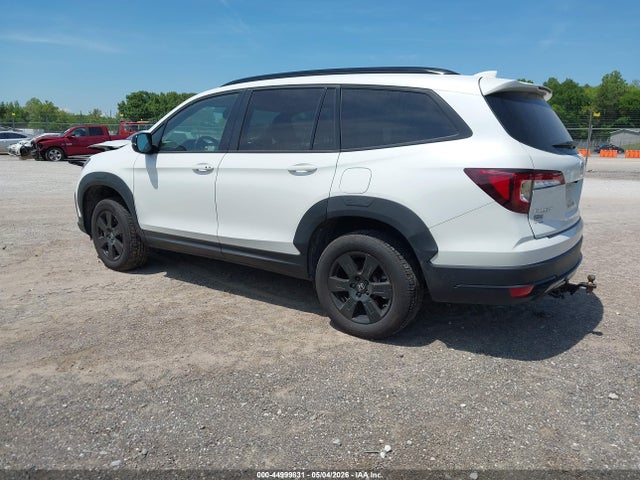 2022 Honda Pilot Awd Trailsport მანქანა იყიდება აუქციონზე, vin: 5FNYF6H89NB062956, აუქციონის ნომერი: 44999831