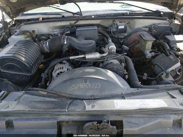 Aukcja sprzedaży 1999 Chevrolet Suburban 1500, vin: 3GNFK16R8XG270610, numer aukcji: 44999846