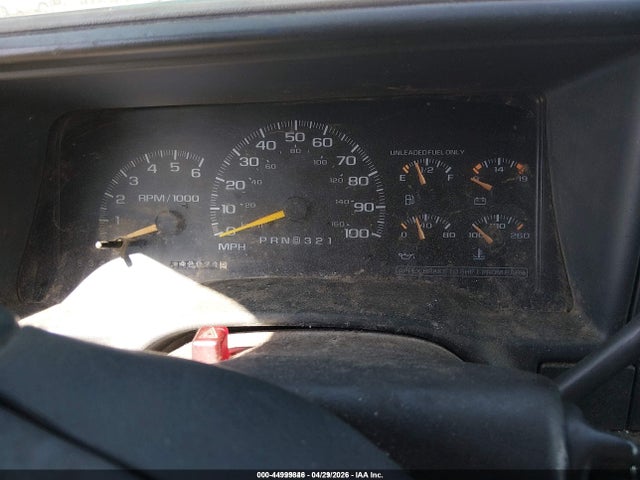 Aukcja sprzedaży 1999 Chevrolet Suburban 1500, vin: 3GNFK16R8XG270610, numer aukcji: 44999846