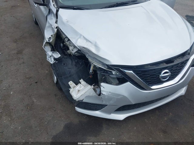 2018 Nissan Sentra S მანქანა იყიდება აუქციონზე, vin: 3N1AB7AP3JY324556, აუქციონის ნომერი: 44999885