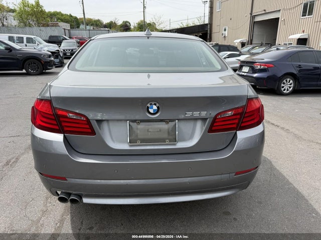Продажа на аукционе авто 2011 Bmw 528i, vin: WBAFR1C55BDS35015, номер лота: 44999898