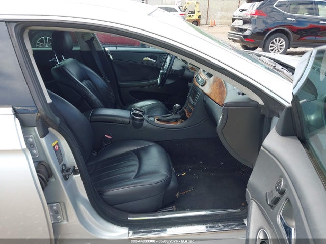 44999908 :رقم المزاد ، WDDDJ75X56A018676 vin ، 2006 Mercedes-benz Cls 500 مزاد بيع