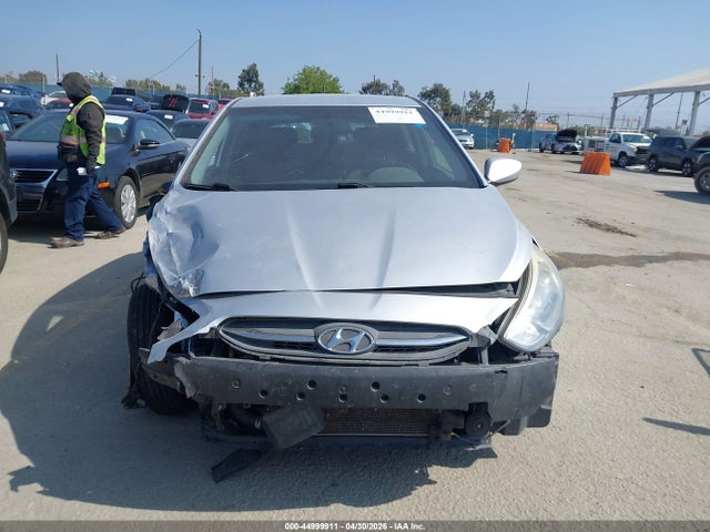 KMHCT5AE7GU279246 Hyundai ACCENT SE