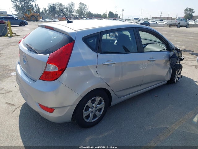 KMHCT5AE7GU279246 Hyundai ACCENT SE
