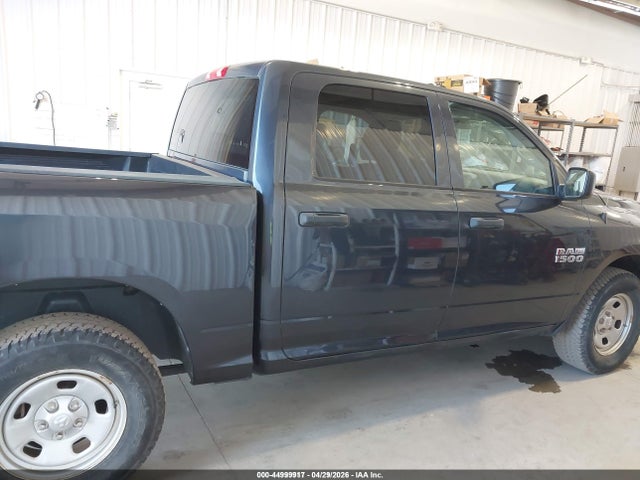 Продажа на аукционе авто 2017 Ram 1500 Tradesman  4x4 5'7 Box, vin: 1C6RR7KG7HS770140, номер лота: 44999917