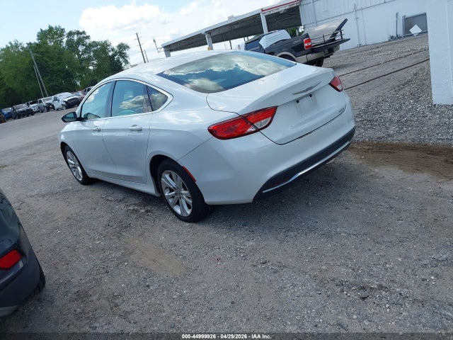 2015 Chrysler 200 Limited მანქანა იყიდება აუქციონზე, vin: 1C3CCCAB1FN618272, აუქციონის ნომერი: 44999926