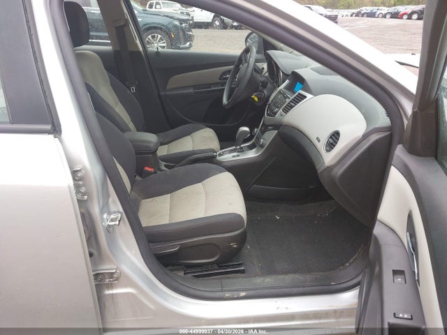 2016 Chevrolet Cruze Limited Ls Auto მანქანა იყიდება აუქციონზე, vin: 1G1PC5SG5G7116785, აუქციონის ნომერი: 44999937