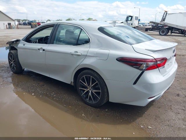 Продажа на аукционе авто 2022 Toyota Camry Se Awd, vin: 4T1G11BK5NU050016, номер лота: 44999947