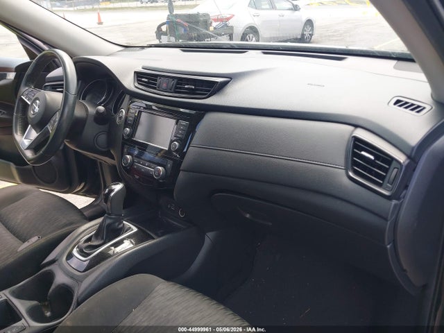 Продажа на аукционе авто 2018 Nissan Rogue Sv, vin: KNMAT2MV0JP563684, номер лота: 44999961