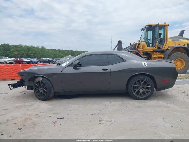 2019 Dodge Challenger R/t მანქანა იყიდება აუქციონზე, vin: 2C3CDZBT1KH747638, აუქციონის ნომერი: 44999966