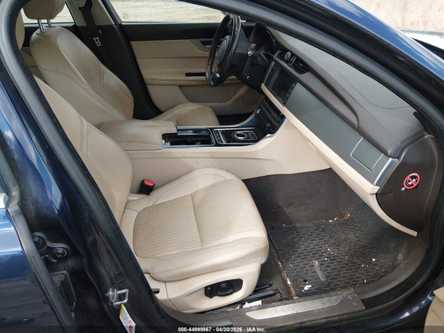 44999967 :رقم المزاد ، SAJBK4BV2GCY14924 vin ، 2016 Jaguar Xf 35t Prestige مزاد بيع