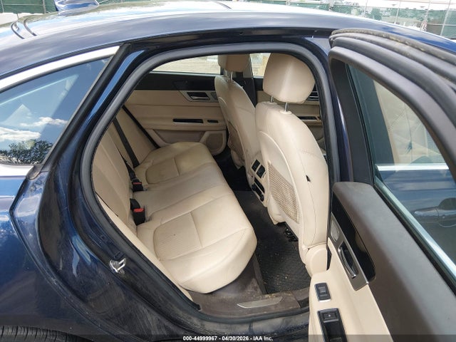44999967 :رقم المزاد ، SAJBK4BV2GCY14924 vin ، 2016 Jaguar Xf 35t Prestige مزاد بيع