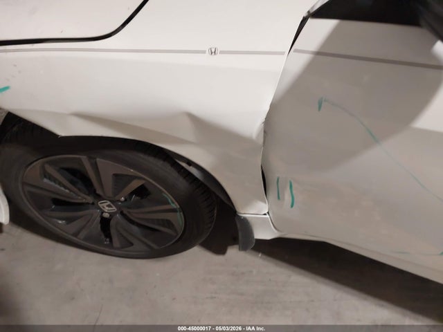Продажа на аукционе авто 2017 Honda Civic Ex, vin: SHHFK7H54HU214935, номер лота: 45000017