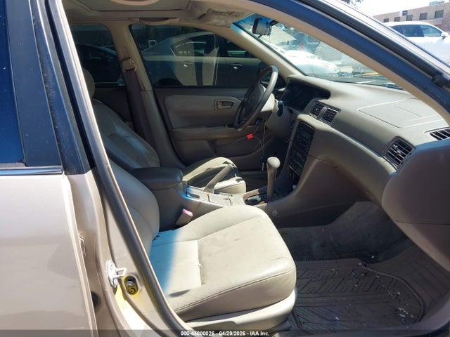 2000 Toyota Camry Xle V6 მანქანა იყიდება აუქციონზე, vin: JT2BF28K3Y0251737, აუქციონის ნომერი: 45000026