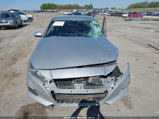 2019 Nissan Altima 2.5 S მანქანა იყიდება აუქციონზე, vin: 1N4BL4BV6KN325151, აუქციონის ნომერი: 45000055