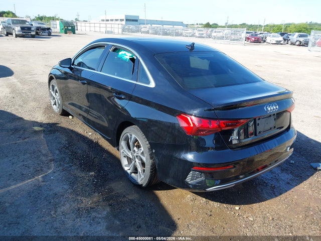 45000081 :رقم المزاد ، WAUAUDGY9NA011301 vin ، 2022 Audi A3 Premium 40 Tfsi Front-wheel Drive S Tronic مزاد بيع