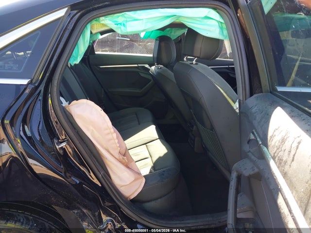45000081 :رقم المزاد ، WAUAUDGY9NA011301 vin ، 2022 Audi A3 Premium 40 Tfsi Front-wheel Drive S Tronic مزاد بيع