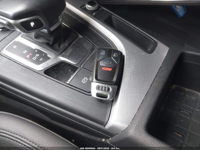 45000084 :رقم المزاد ، WAUFNAF40HN013323 vin ، 2017 Audi A4 2.0t Premium مزاد بيع