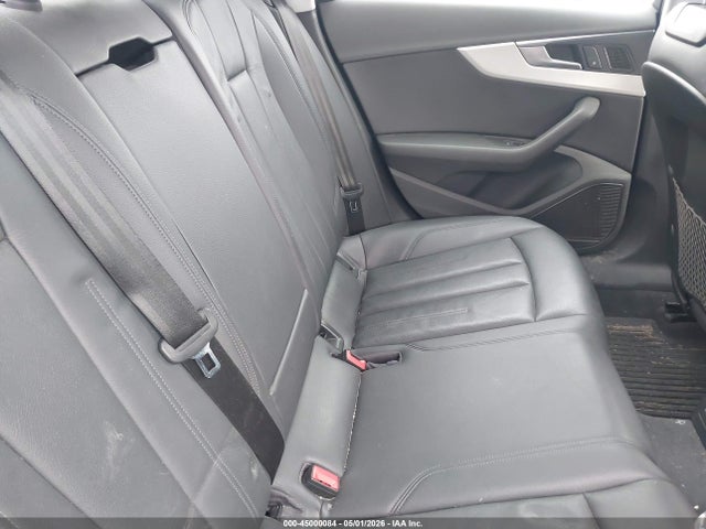 45000084 :رقم المزاد ، WAUFNAF40HN013323 vin ، 2017 Audi A4 2.0t Premium مزاد بيع
