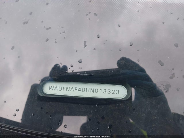 45000084 :رقم المزاد ، WAUFNAF40HN013323 vin ، 2017 Audi A4 2.0t Premium مزاد بيع