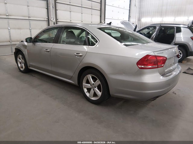 Aukcja sprzedaży 2013 Volkswagen Passat 2.5l Se, vin: 1VWBH7A35DC017672, numer aukcji: 45000090