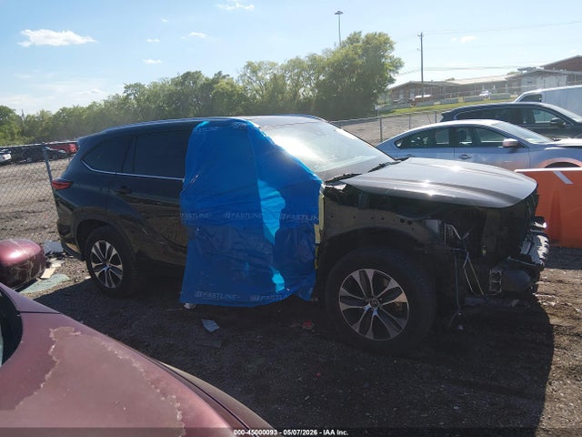 Toyota Highlander Xle 2021 5TDGZRAH6MS037604 Image 13