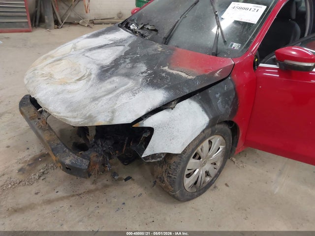 Продаж на аукціоні авто 2013 Volkswagen Jetta 2.5l Se, vin: 3VWDP7AJXDM207301, номер лоту: 45000121