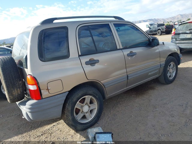 Продажа на аукционе авто 2003 Chevrolet Tracker Hard Top Base, vin: 2CNBE13C236931287, номер лота: 45000160