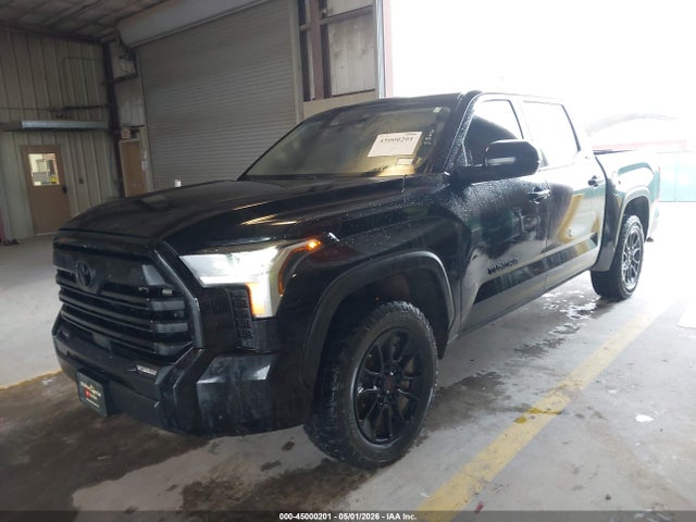 Toyota Tundra Sr5 2023 5TFLA5DB5PX075300 Image 2