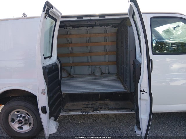 1GTW7AFFXH1906668 GMC Savana 2500 Work Van