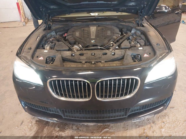 2013 Bmw 750i Xdrive მანქანა იყიდება აუქციონზე, vin: WBAYB6C55DC998395, აუქციონის ნომერი: 45000235