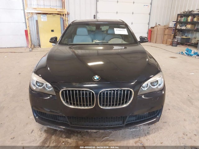 2013 Bmw 750i Xdrive მანქანა იყიდება აუქციონზე, vin: WBAYB6C55DC998395, აუქციონის ნომერი: 45000235