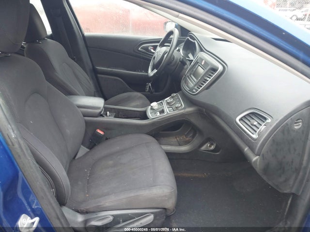 45000245 :رقم المزاد ، 1C3CCCAB4FN616256 vin ، 2015 Chrysler 200 Limited مزاد بيع