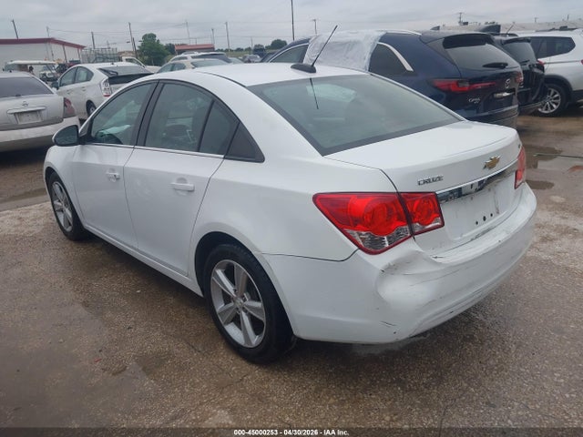 45000253 :رقم المزاد ، 1G1PE5SB4F7227826 vin ، 2015 Chevrolet Cruze 2lt Auto مزاد بيع